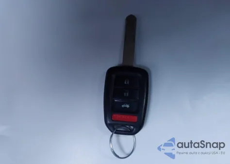 2013 Honda Accord Lx z USA, uszkodzony, nr VIN 1HGCR2F39DA103807